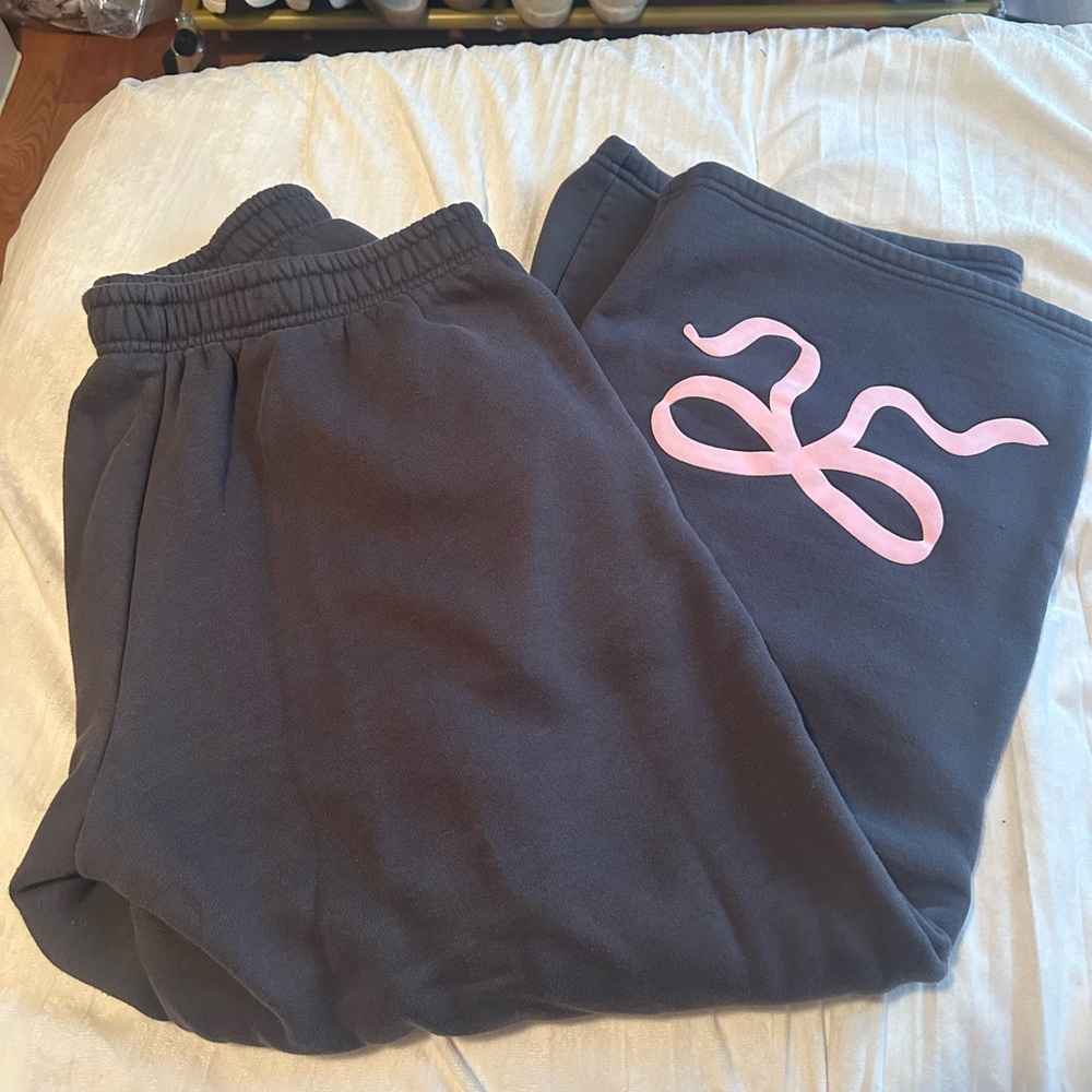 Edikted Bow Sweats Size XL